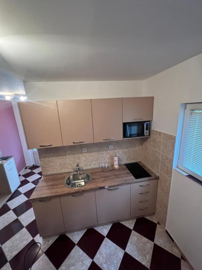 Apartment Elena Tivat Zewnętrze zdjęcie