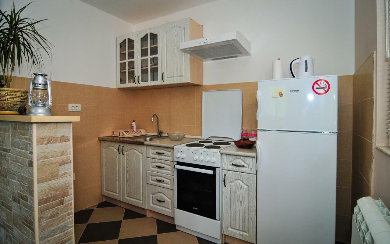 Apartment Elena Tivat Zewnętrze zdjęcie